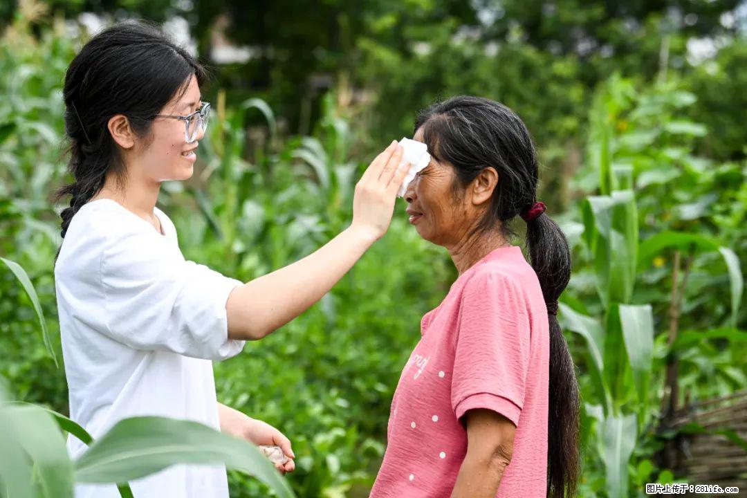 全网追的“扁担女孩”，找了一份暑假工，时薪12元 - 忻州生活资讯 - 忻州28生活网 xinzhou.28life.com
